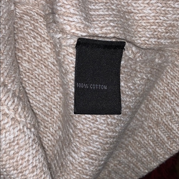 Sweater - Picture 3 of 5